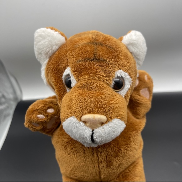 Vintage TAKE OFF Brown Tiger Hand Puppet Stuffed Animal Plush 9” Long - Picture 2 of 9